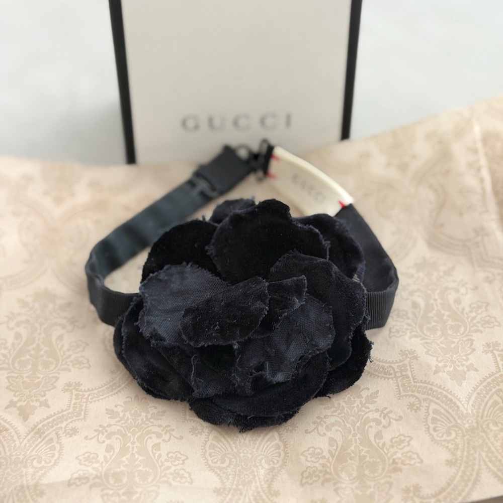 Gucci Black Floral Choker